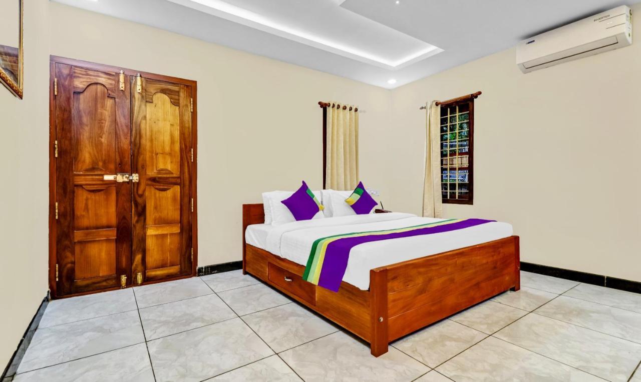 Treebo Tryst Jathika Resorts Kozhikode Exteriör bild